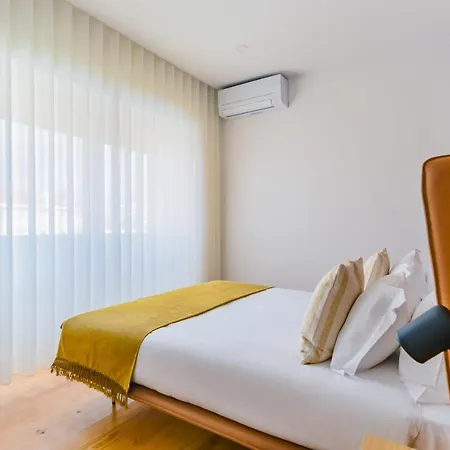 2br Chic&bright Com 120m2 Em Campo De Ourique 리스본