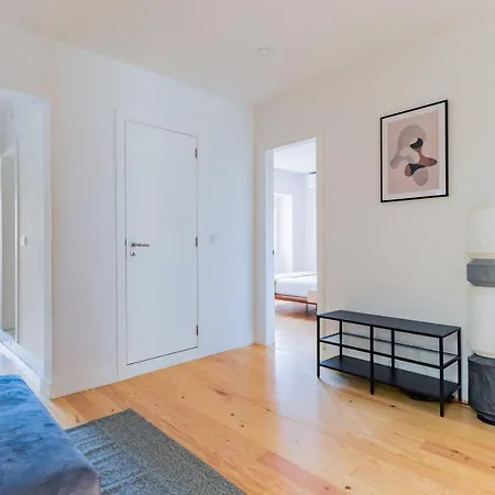 2br Chic&bright Com 120m2 Em Campo De Ourique